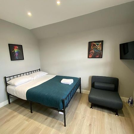 Holloway Suites - Next To Emirates Stadium - Private Bathroom - Shared Kitchen ロンドン エクステリア 写真