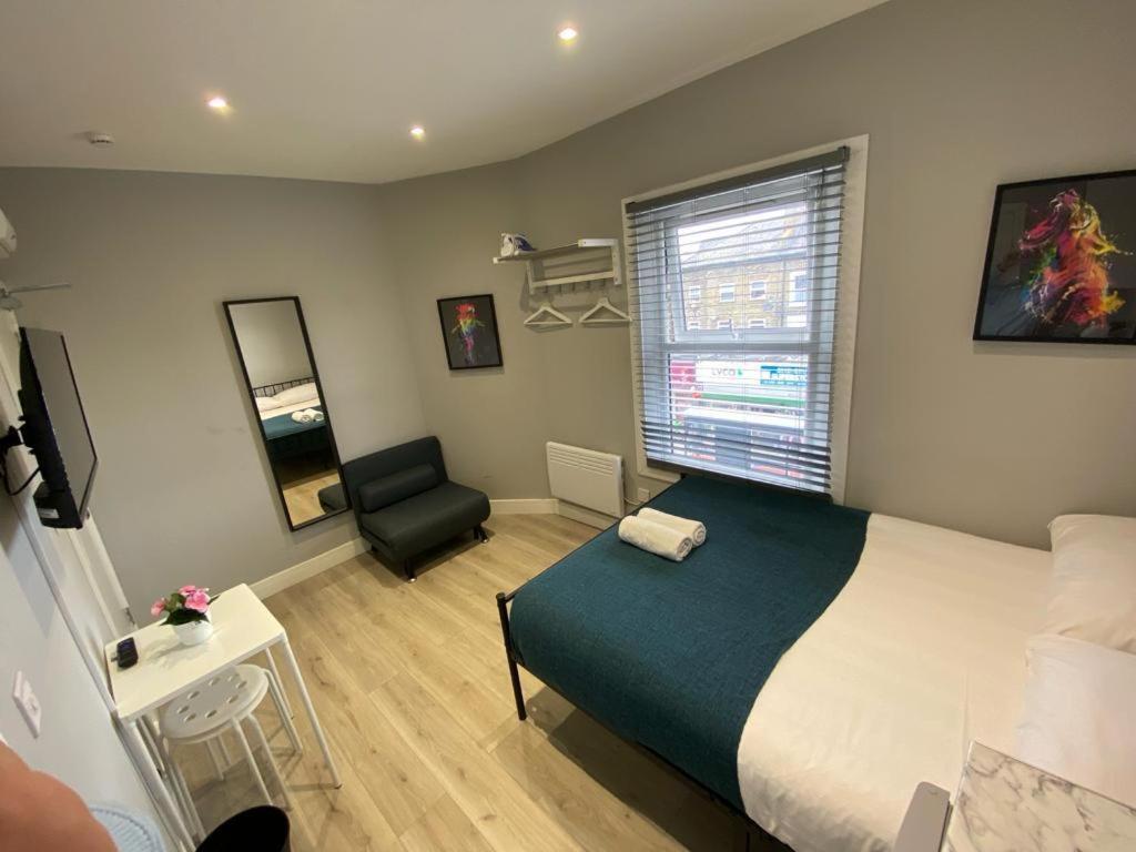 Holloway Suites - Next To Emirates Stadium - Private Bathroom - Shared Kitchen ロンドン エクステリア 写真