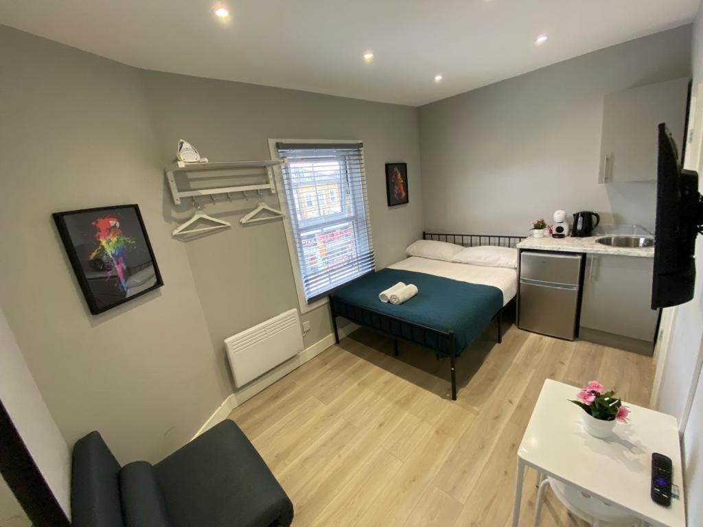 Holloway Suites - Next To Emirates Stadium - Private Bathroom - Shared Kitchen ロンドン エクステリア 写真